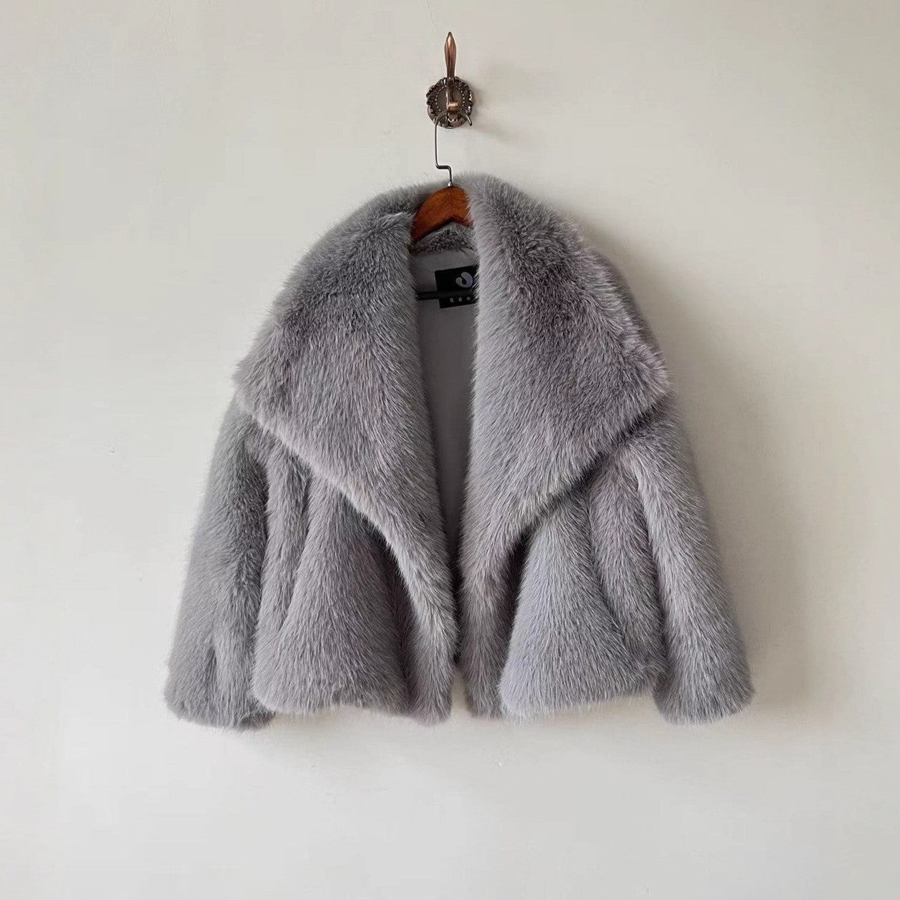 Annie | Luxe Fur Jacket