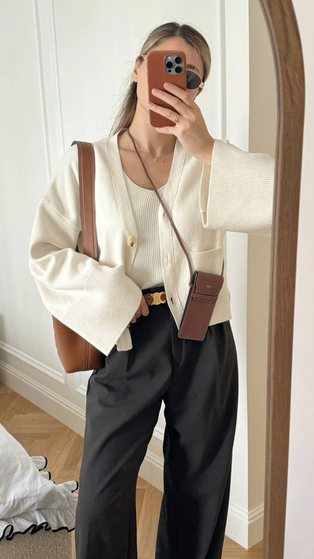 Clara | Timeless Cozy Cardigan