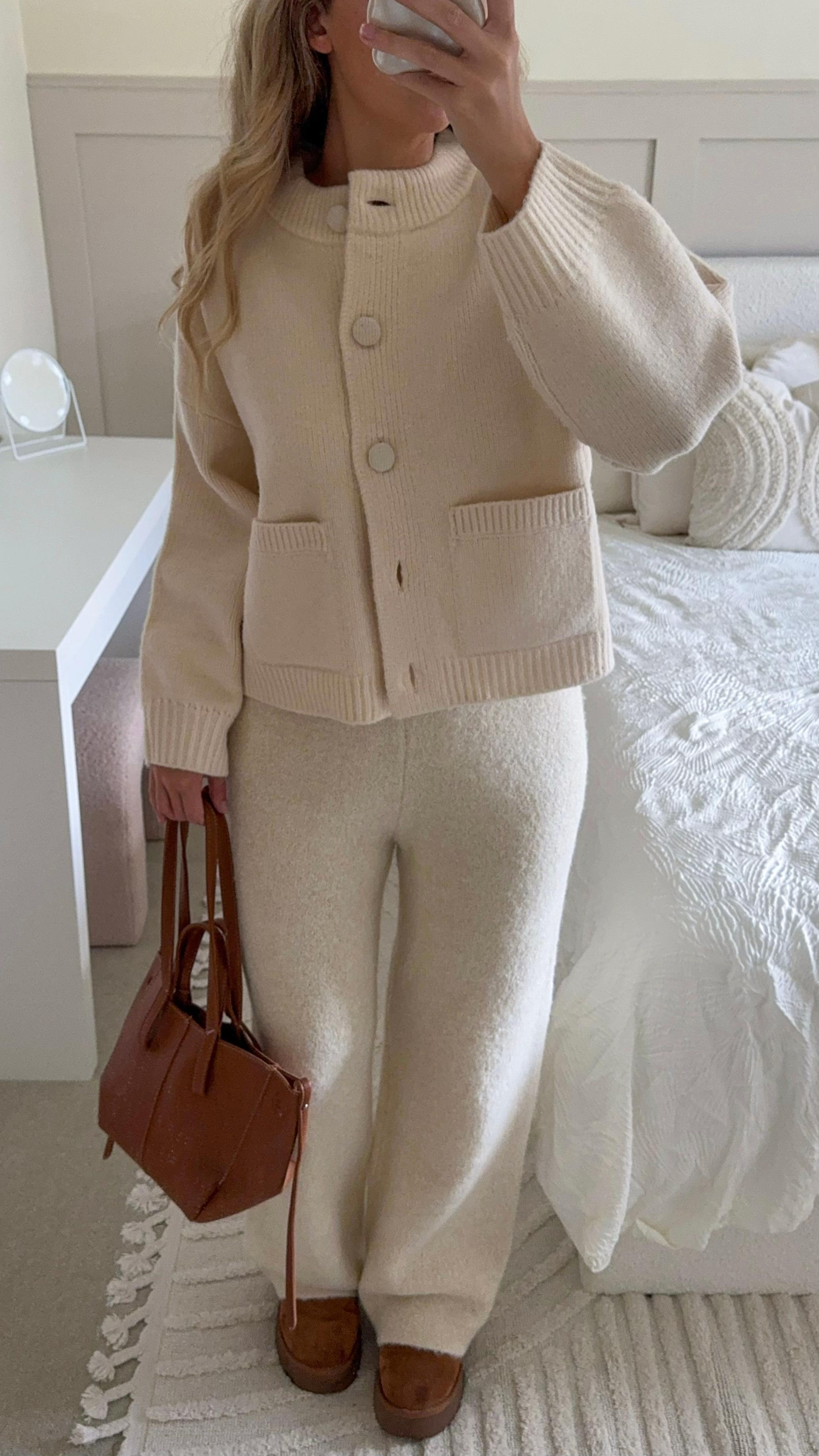 Lara | Soft Knit Pocket Sweater