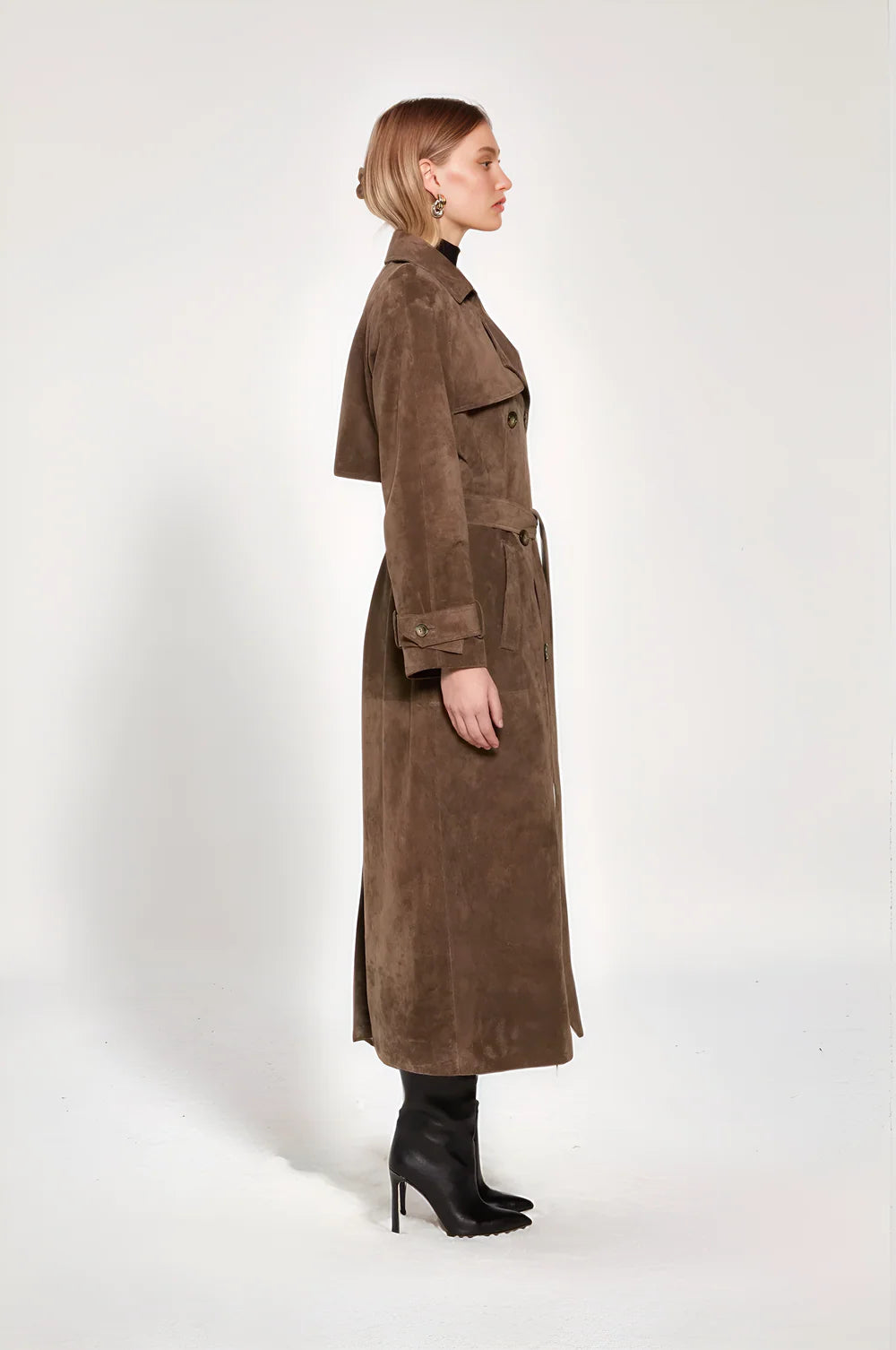 Valeria | Timeless Suede Coat