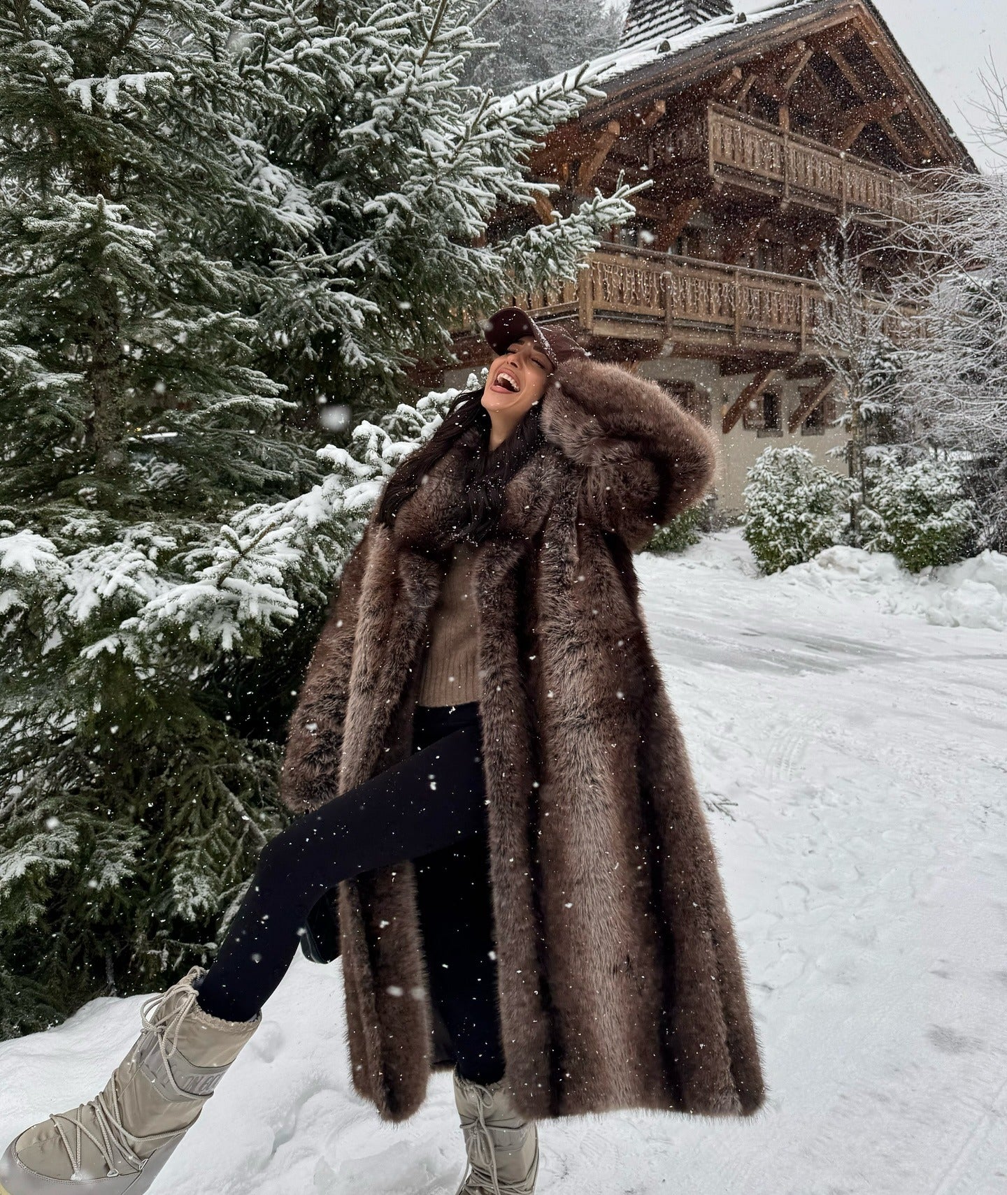 Serena | Après-Ski Wrap Coat