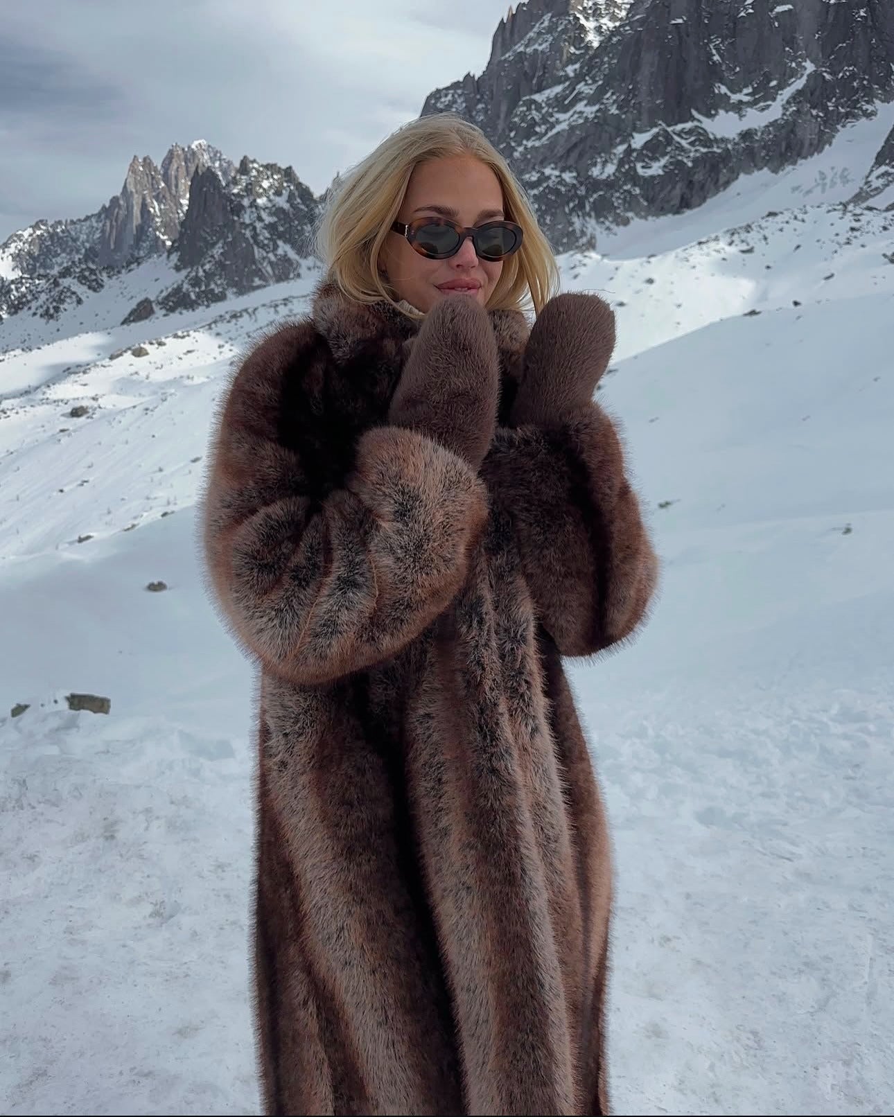 Serena | Après-Ski Wrap Coat