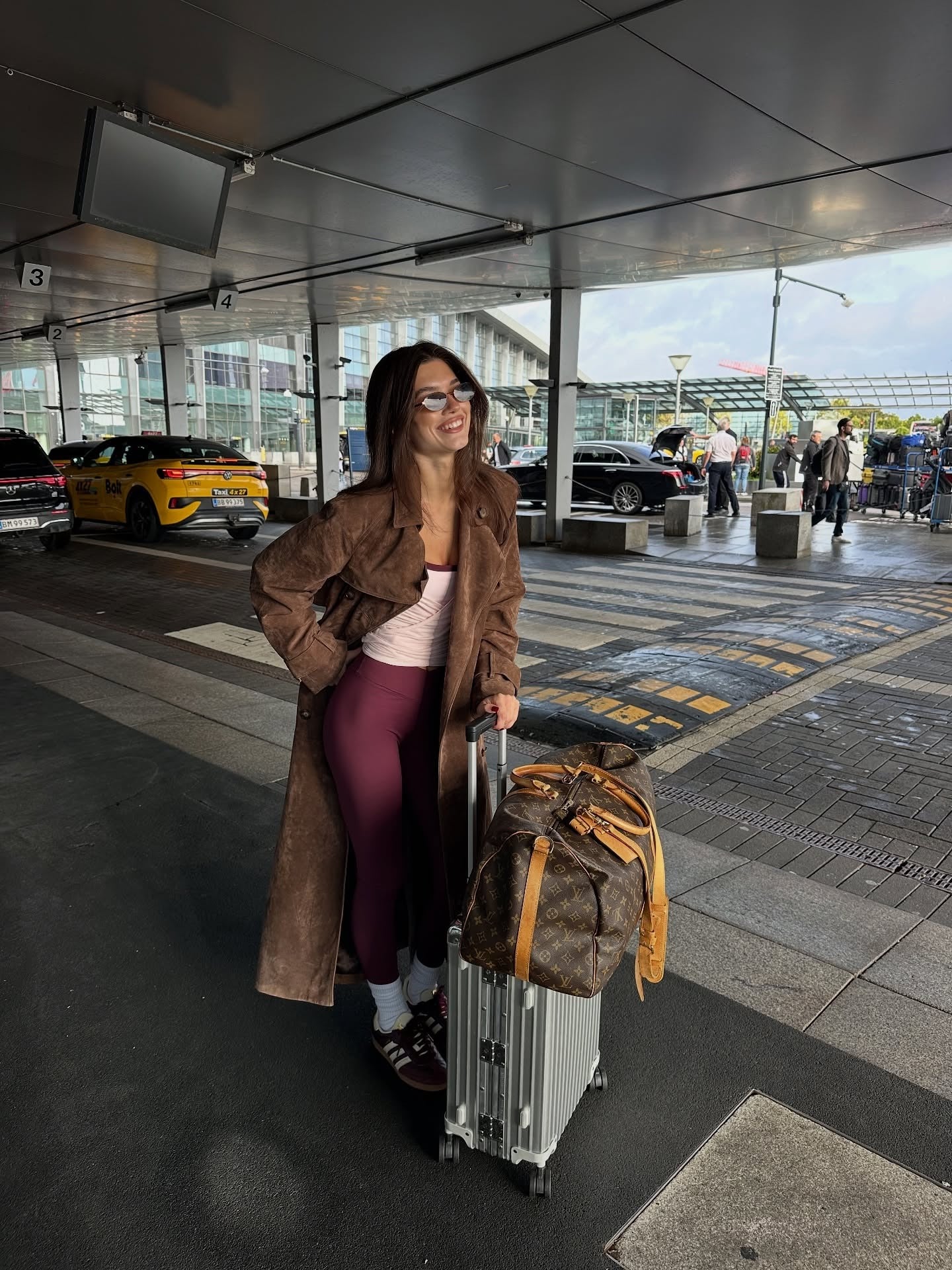 Valeria | Timeless Suede Coat