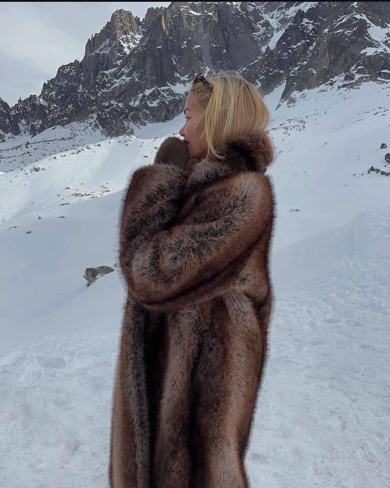 Serena | Après-Ski Wrap Coat