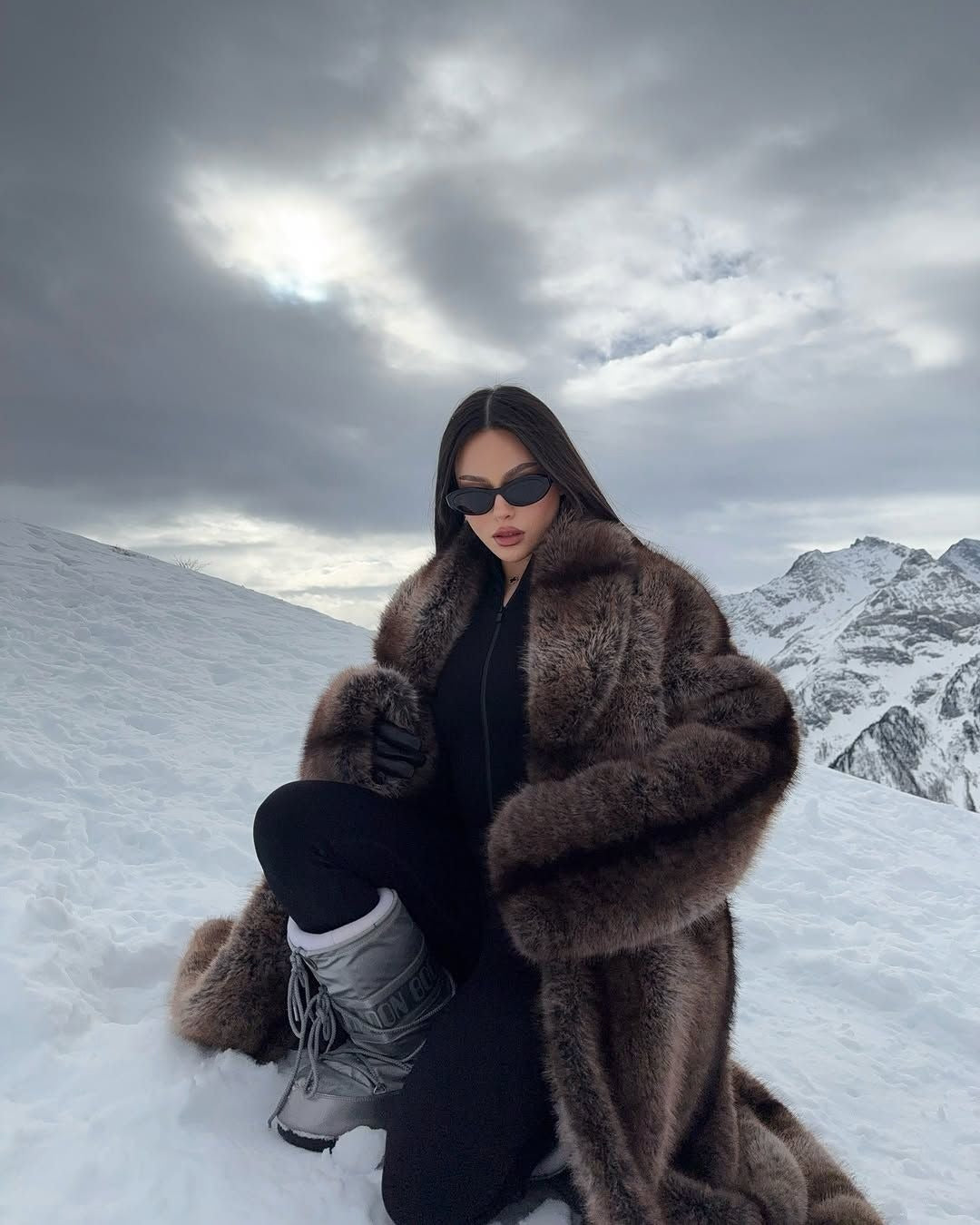 Serena | Après-Ski Wrap Coat