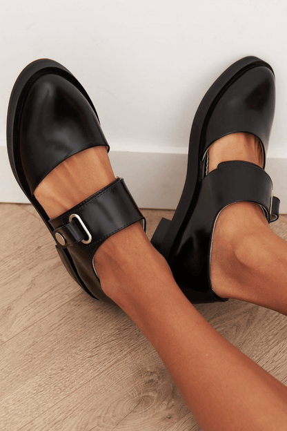Daphne | Black Buckle Loafers