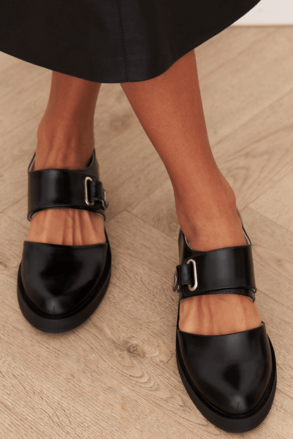 Daphne | Black Buckle Loafers