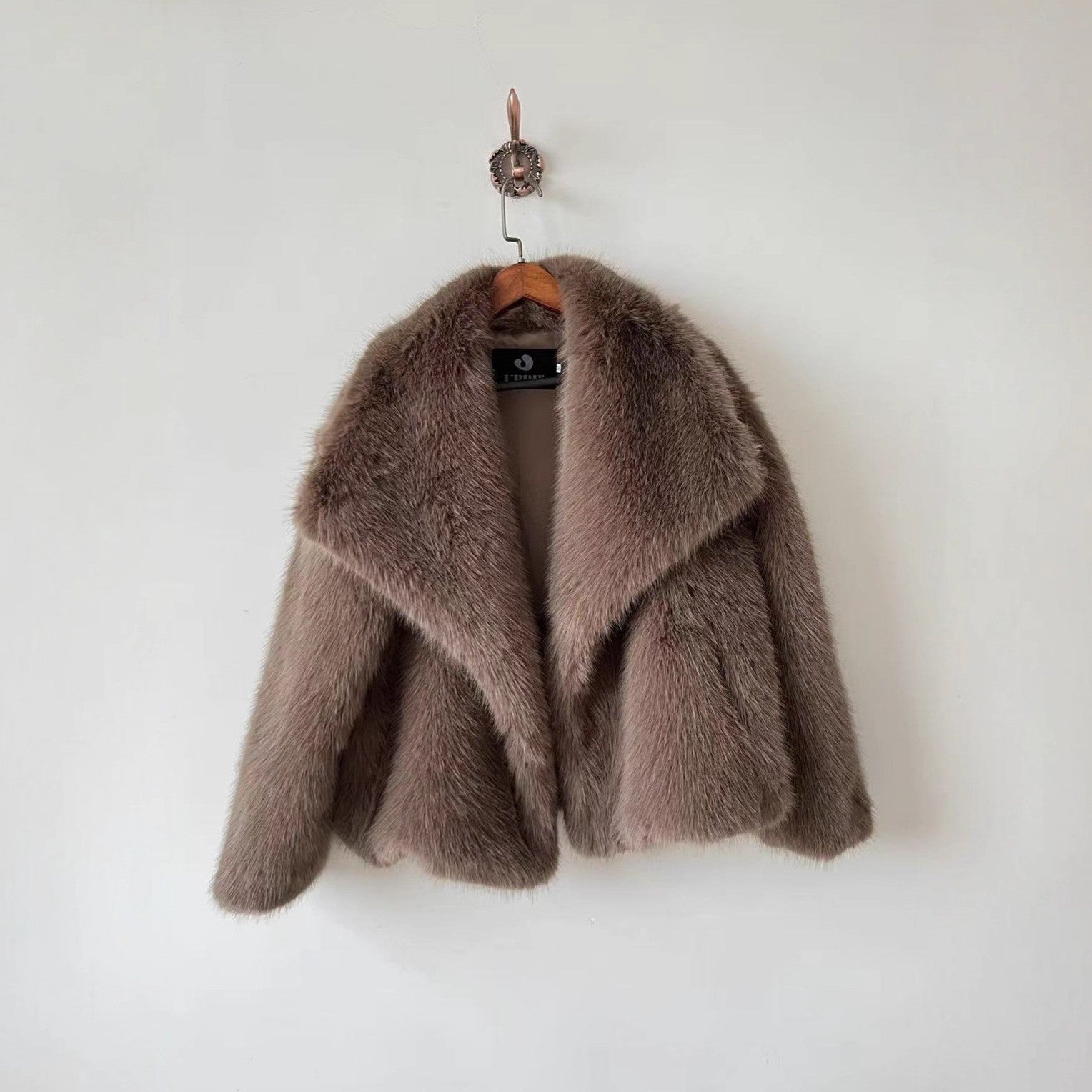Annie | Luxe Fur Jacket